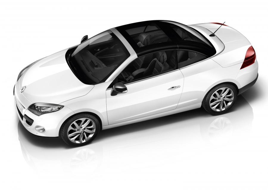  Renault Megane CC 2011 года  (фото 14 из 26)